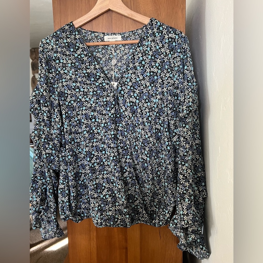 Max Studio Blue Floral Surplice Blouse